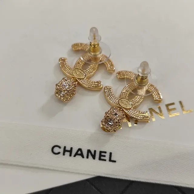 Chanel ফ্যাশন জুয়েলরি চেইন CC ক্রিস্টাল ড্রপ ইয়ারিংস 3