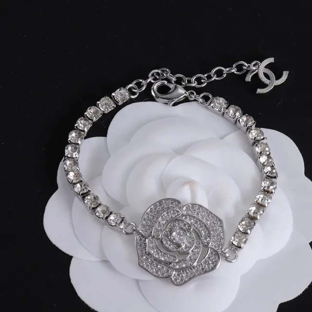 Chanel Camellia Rose Argent Transparent Pavé Crystal-Set Chaîne Interlocking CC Logo Boucle Collier 3