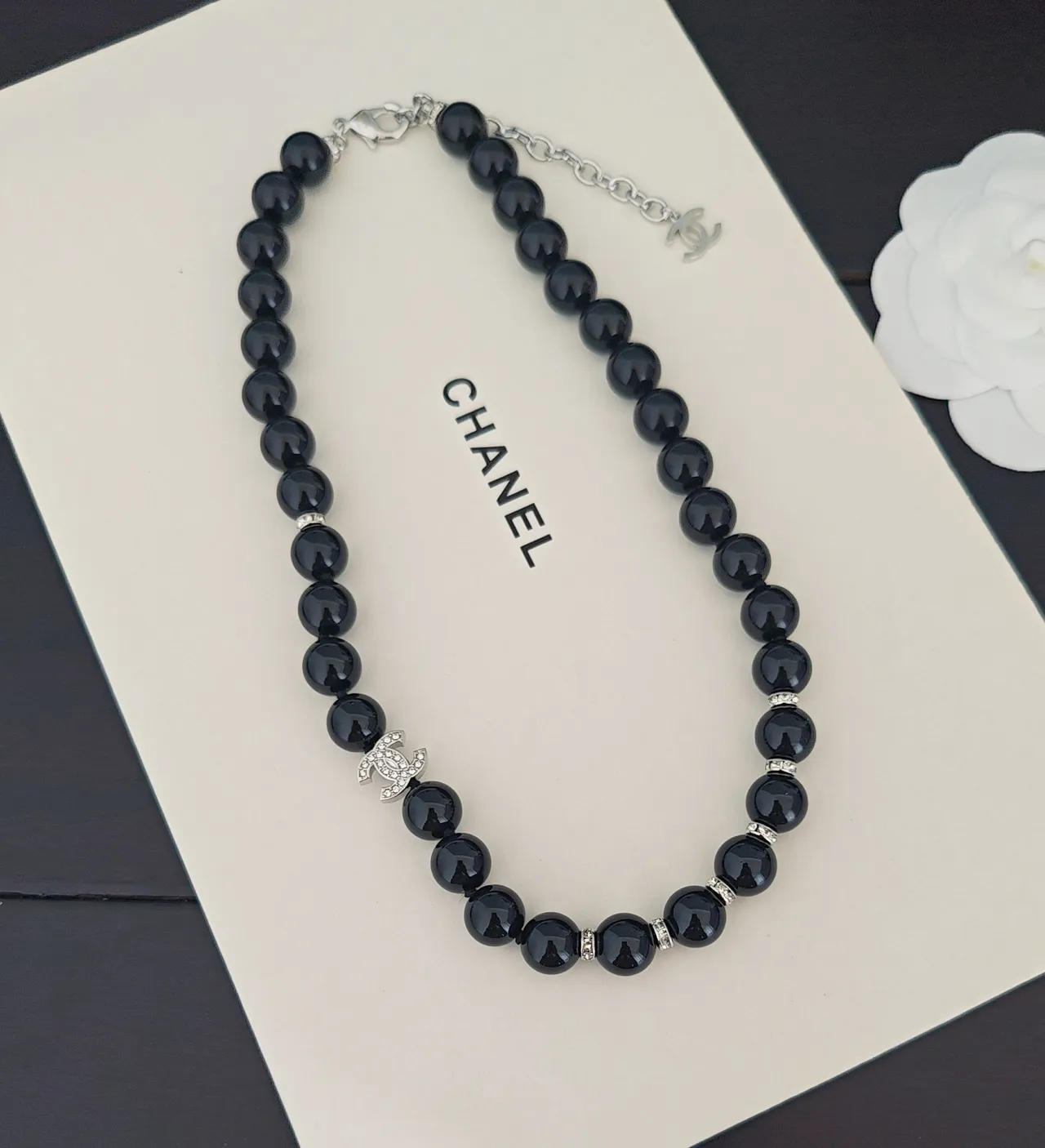 Chanel CC कण माला काला चांदी चमकदार धागा आभूषण माला 2