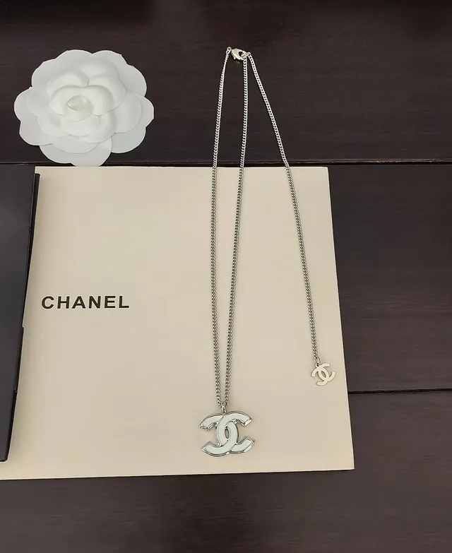 Chanel CC Logo White Enamel Silver-Tone Necklace 4