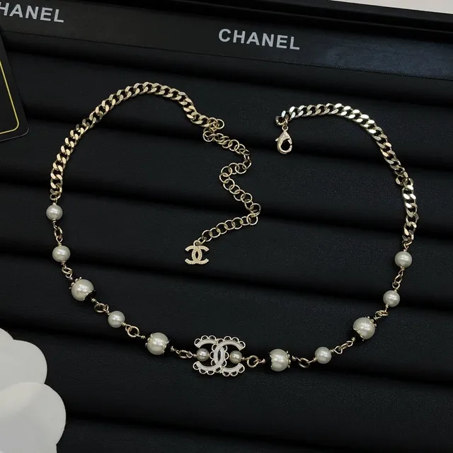 Chanel CC Colar de pérolas Corrente dourada bege Corrente Curb Contas cultivadas 4