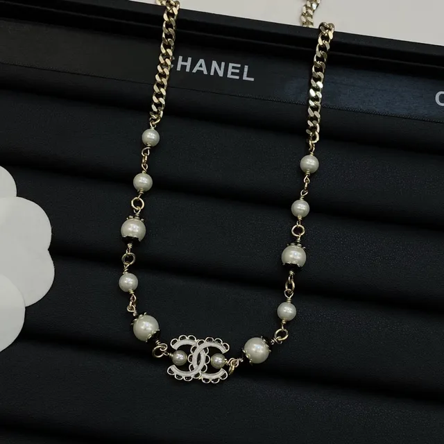 Chanel CC Colar de pérolas Corrente dourada bege Corrente Curb Contas cultivadas 5
