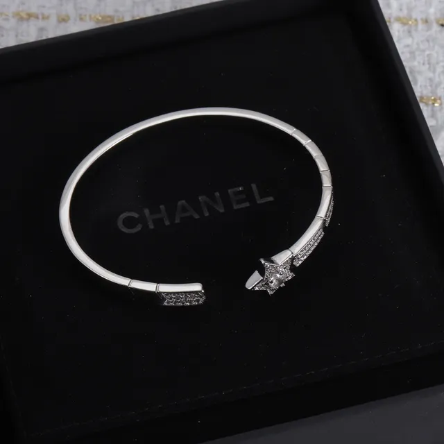 Chanel Comète Star Motif Pavé Crystal Silver-Tone Open Bangle Bracelet 6