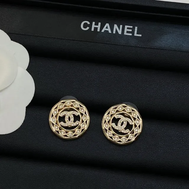 Chanel Boucles d'oreilles à clous avec cristaux CC Logo ton doré 3