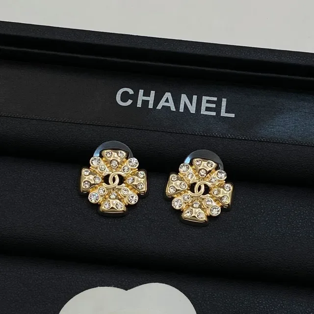 Chanel Boucles d'oreilles à clous avec cristaux CC Logo ton doré 5