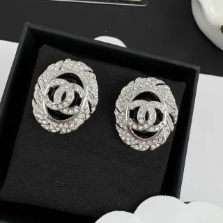 Chanel Crystal-Pavé Interlocking CC Camellia حلقات