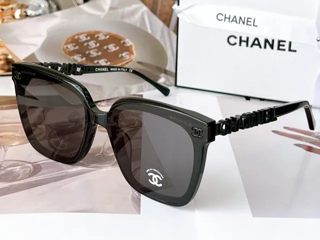 Chanel Gray Silver Square Acetate Frame Crystal-Embellished Temples Sunglasses 7