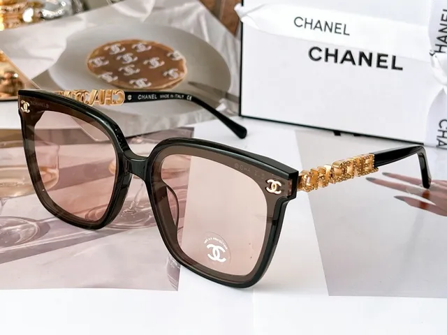 Chanel Gray Silver Square Acetate Frame Crystal-Embellished Temples Sunglasses 8