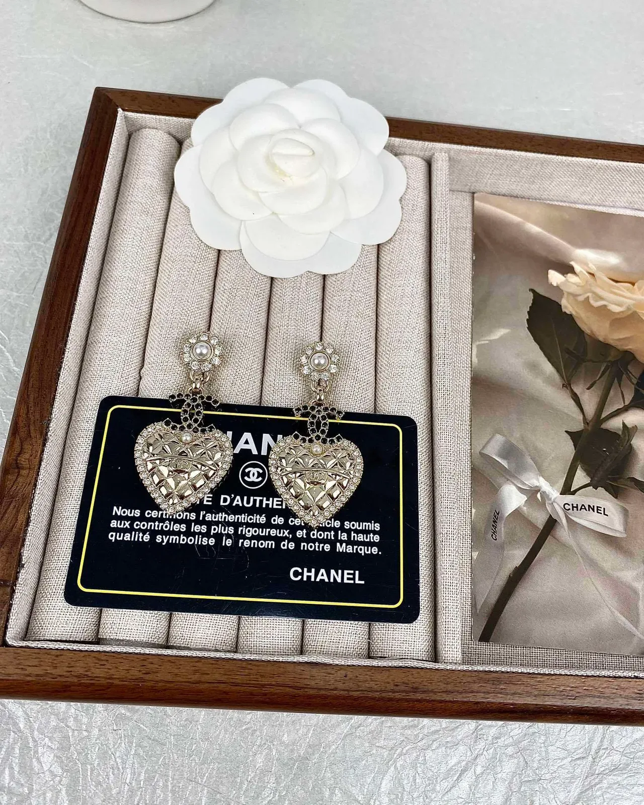 Chanel Heart-Shaped Crystal and Pearl Drop Earrings 6