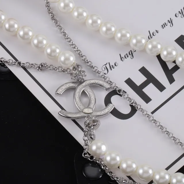 Chanel لؤلؤ وسلسلة CC Logo قلادة مزدوجة السلسلة 4