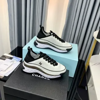 Chanel Runner সাদা এবং কালো লাইফস্টাইল স্নিকার