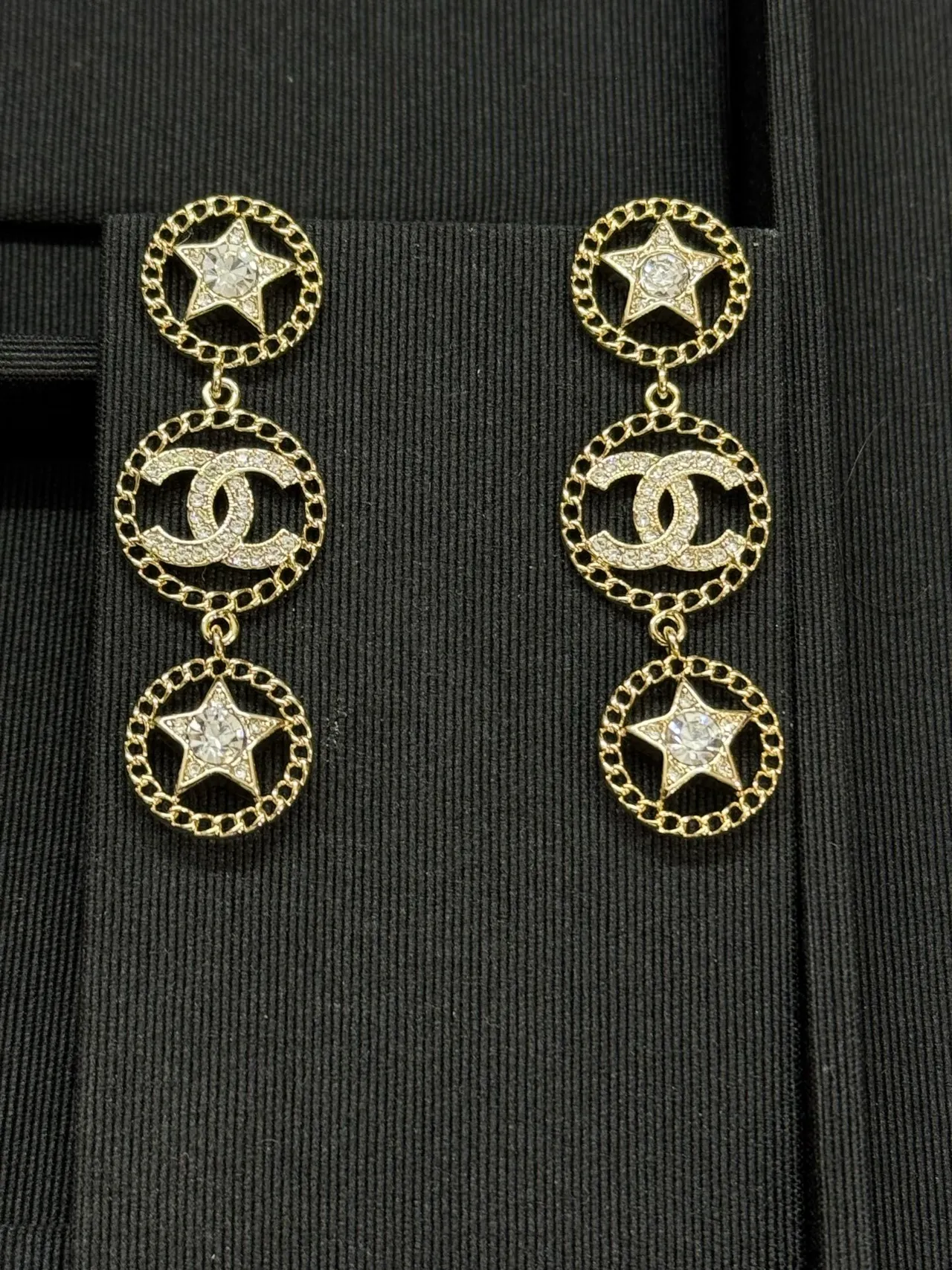 Chanel estrella y CC gota dorada transparente triple-capa borde de cadena círculos aretes 5