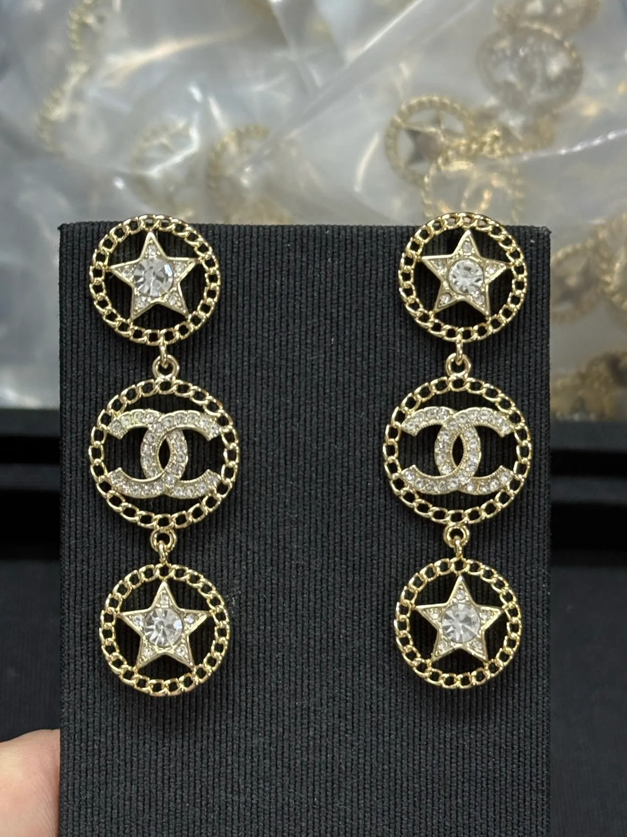 Chanel estrella y CC gota dorada transparente triple-capa borde de cadena círculos aretes 6