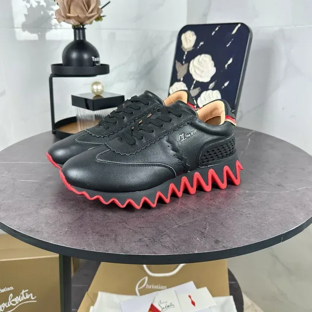 Christian Louboutin स्नीकर्स काला लाल चमड़े का ऊपरी भाग तरंगदार तल लाइफस्टाइल स्नीकर्स 3