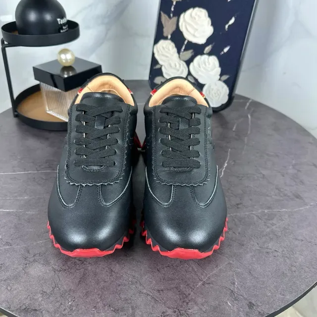 Christian Louboutin स्नीकर्स काला लाल चमड़े का ऊपरी भाग तरंगदार तल लाइफस्टाइल स्नीकर्स 4