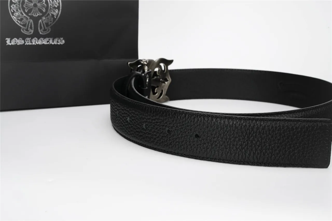 Chrome Hearts 黑色银色 精致的哥特式十字扣 压纹皮革腰带 3