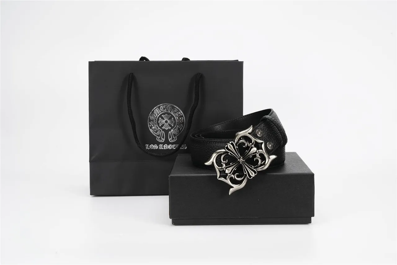 Chrome Hearts 黑色银色 精致的哥特式十字扣 压纹皮革腰带 6