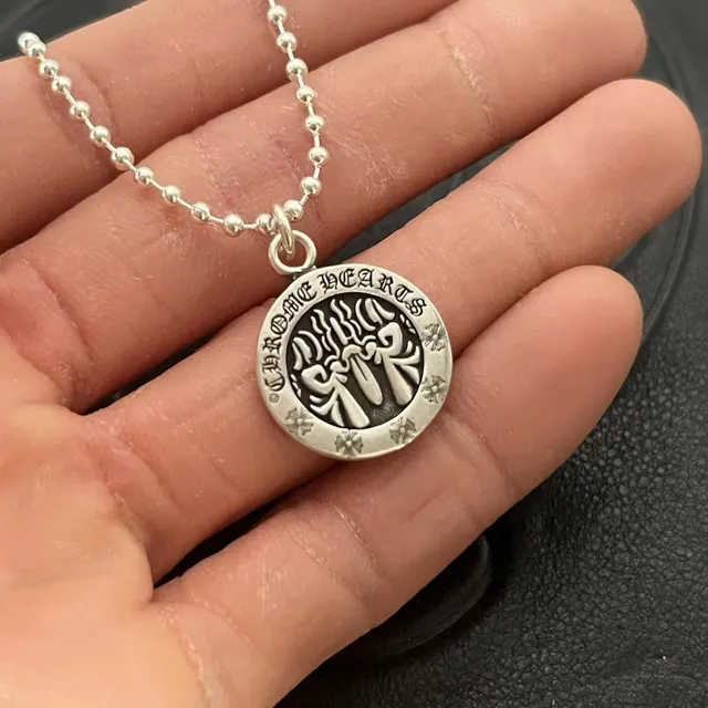 Chrome Hearts फ्लोरल सर्कल चांदी काला गोलाकार पेंडेंट बॉल चेन हार 5