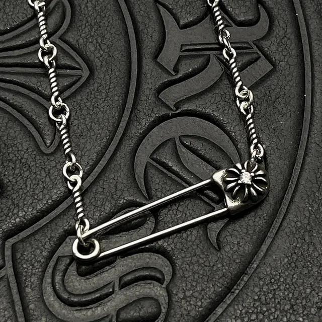 Chrome Hearts 安全别针花朵金银坠饰 扭绳链项链 3