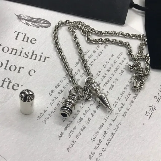 Chrome Hearts स्पाइक पेंडेंट नेकलेस सिल्वर टोन मेटल 2