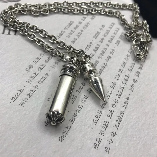 Chrome Hearts स्पाइक पेंडेंट नेकलेस सिल्वर टोन मेटल 5