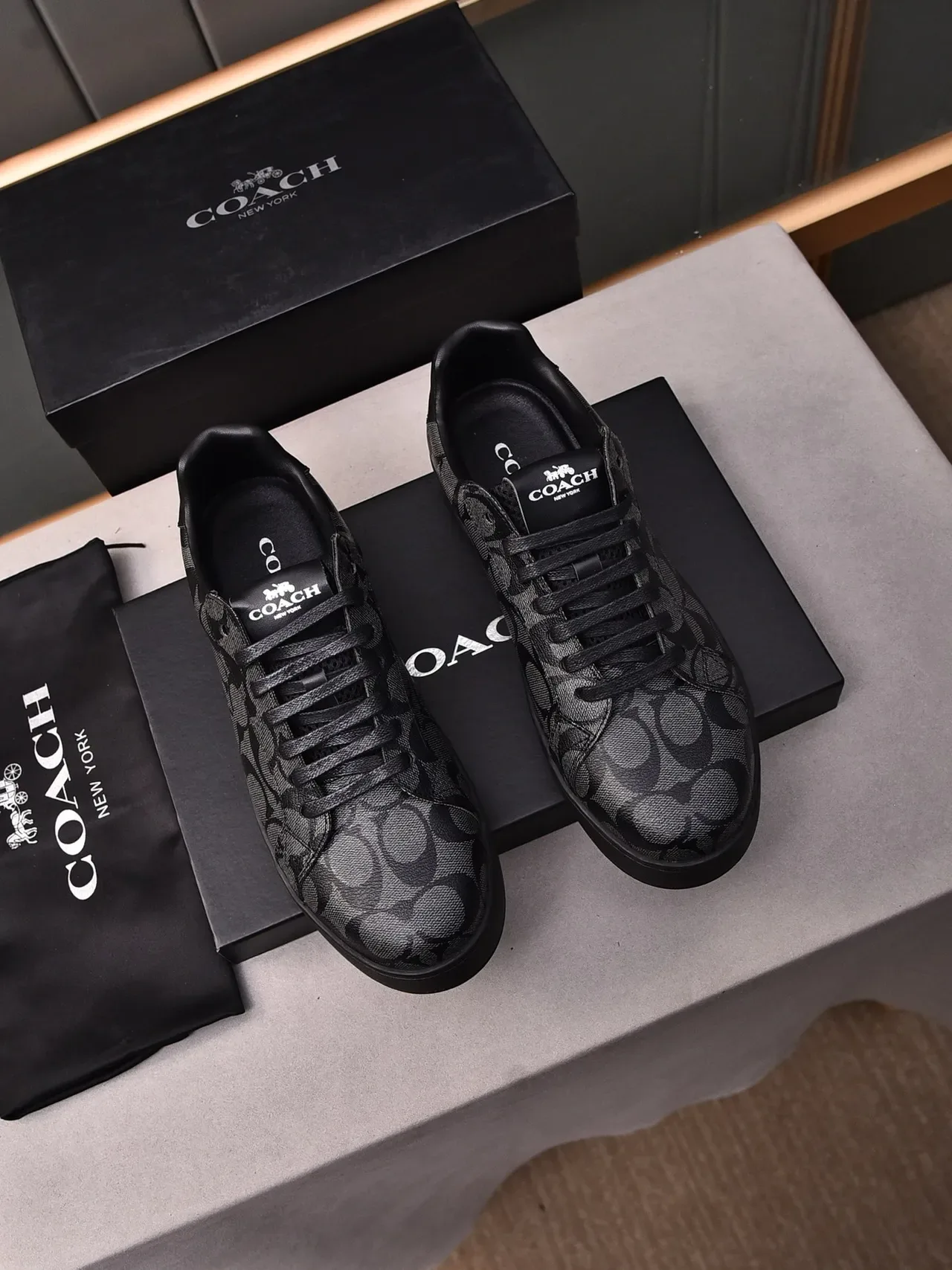 Coach Monogram-Print Sneakers Lifestyle basses 3