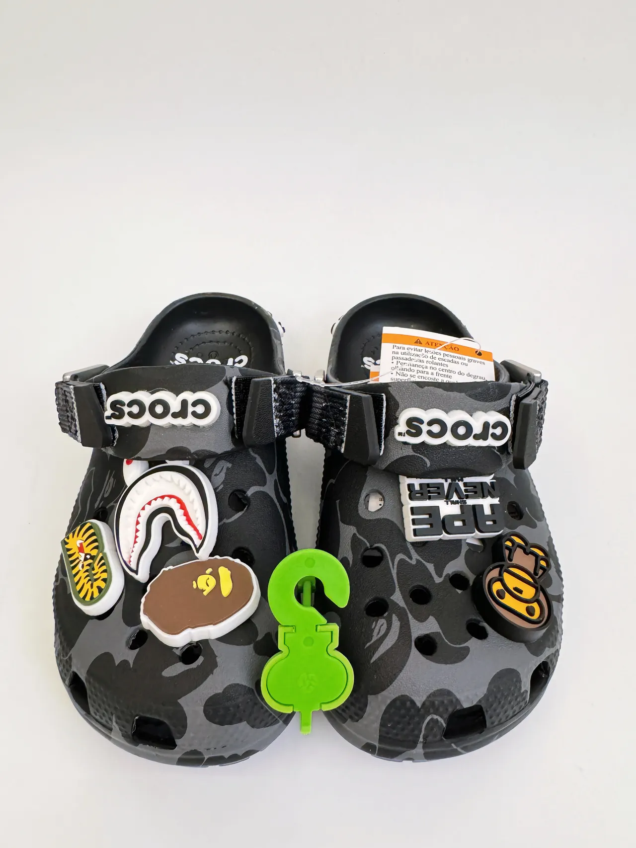 Crocs Classic Clog أسود رمادي كامو أطفال كلوكس 5
