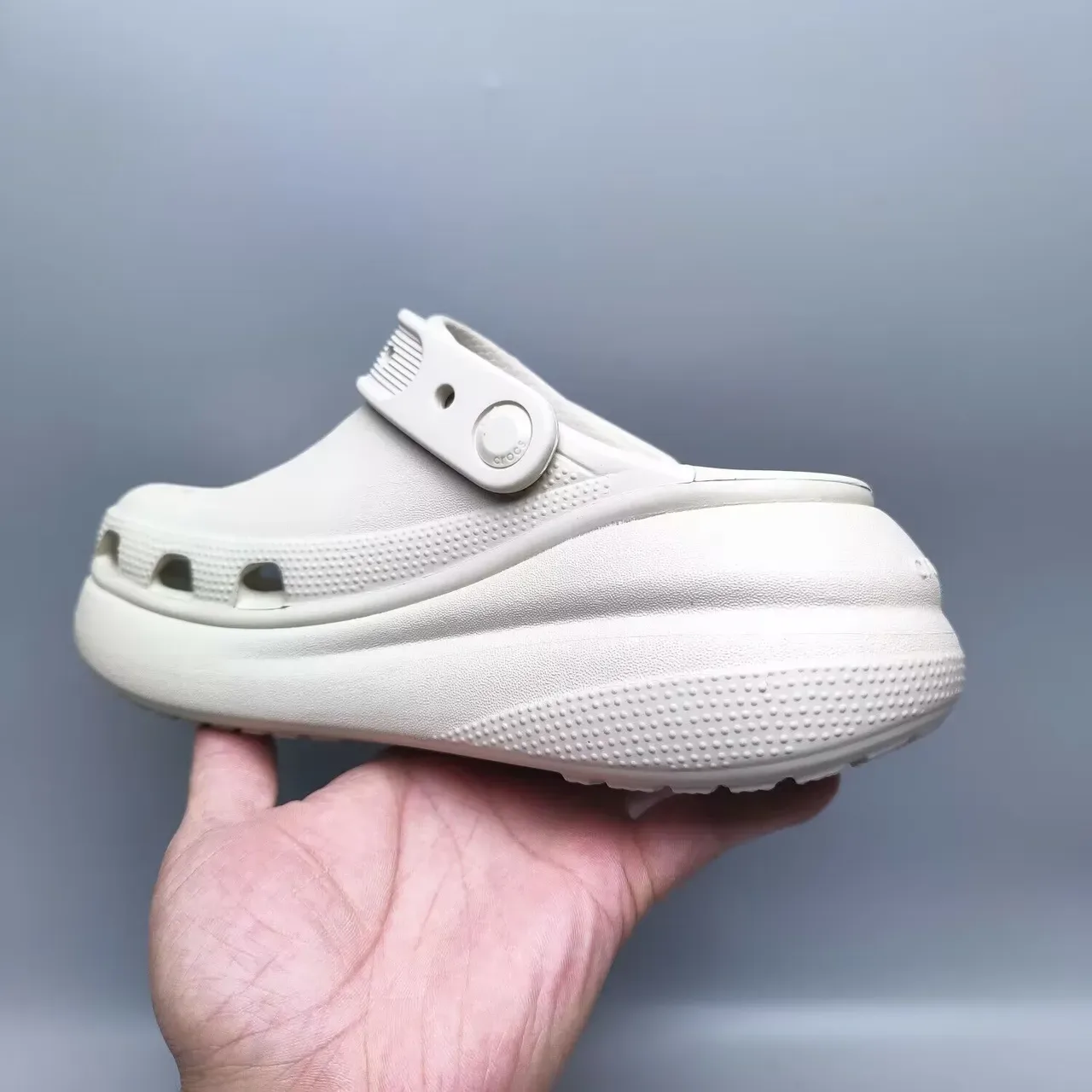 Crocs Classic Clog Off-White Molded Foam Clog 4