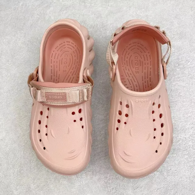 क्रॉक्स Echo Clog हल्का गुलाबी मोल्डेड फोम clog 9