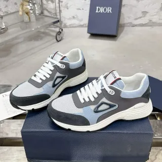 Dior B23 ग्रे और हल्का नीला जीवनशैली स्नीकर्स