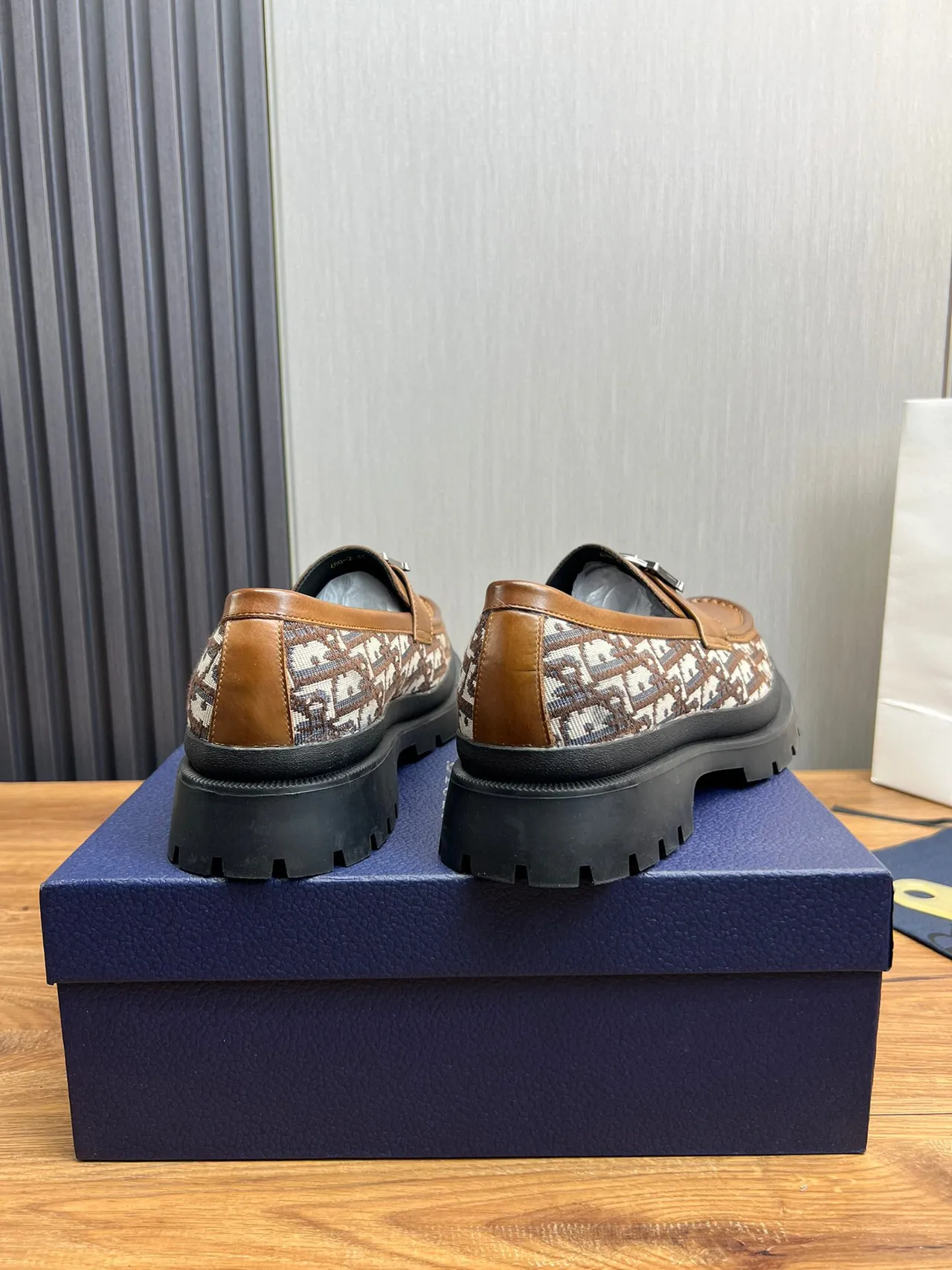 Dior B23 Loafer ট্যান চামড়া মোনোগ্রাম বস্ত্র ঘন লাগসোল Loafer 5