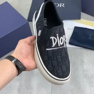 Dior B23 Monogram Script 拖鞋式生活方式运动鞋