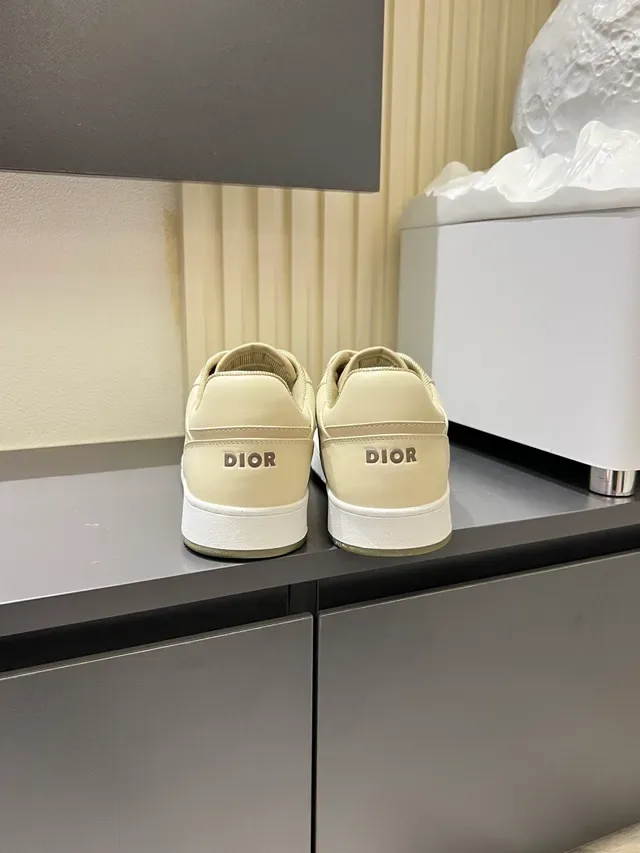 Dior B23 Sneakers Lifestyle de Couro Off-White 2