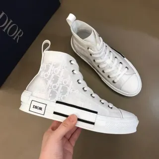 Dior B23 सफेद मोनोग्राम हाई-टॉप लाइफस्टाइल स्नीकर