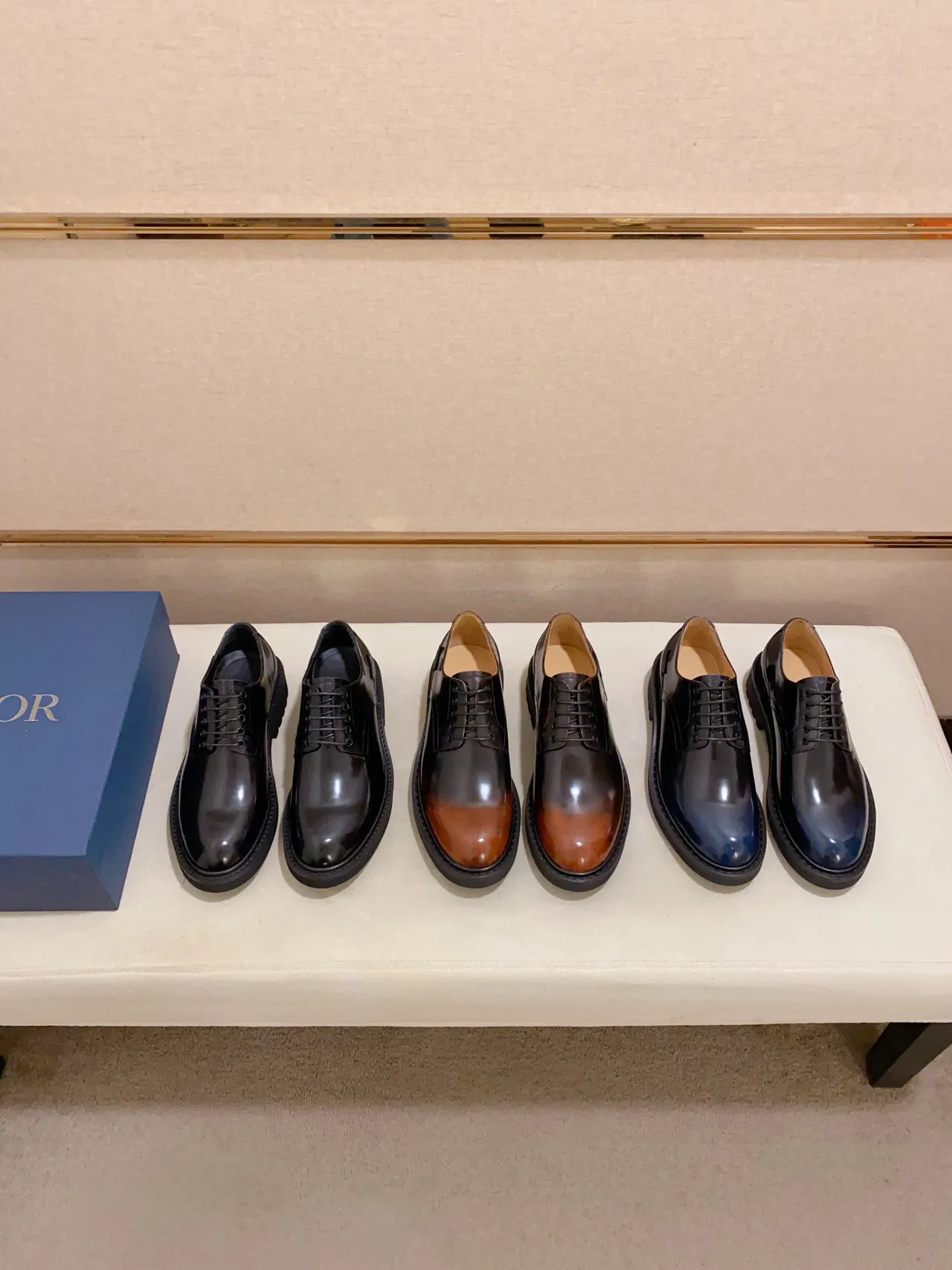 Dior B27 Chaussures Oxford en Cuir Noir Brillant 2