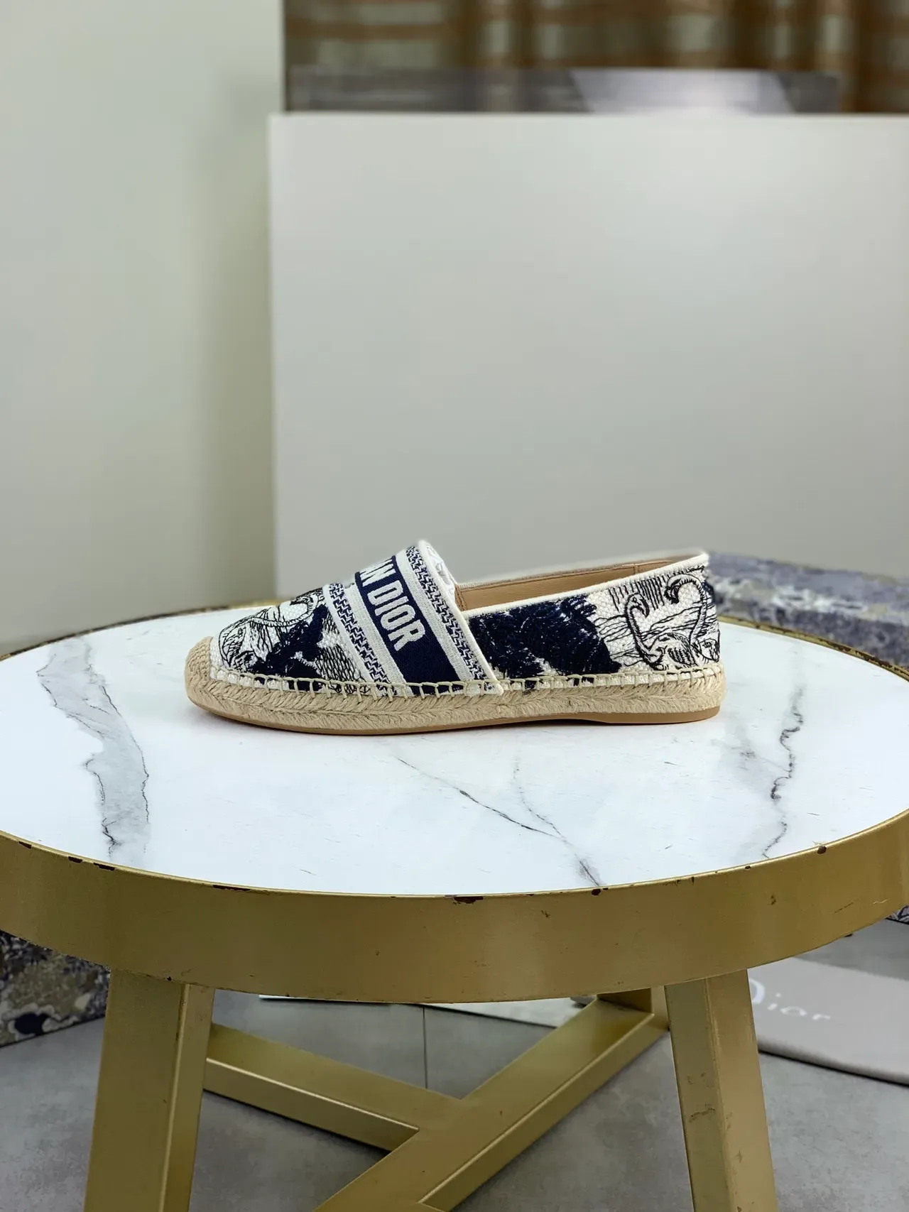 Dior Beige Navy Chaussures bateau avec semelle en jute tissée et tige en toile 5