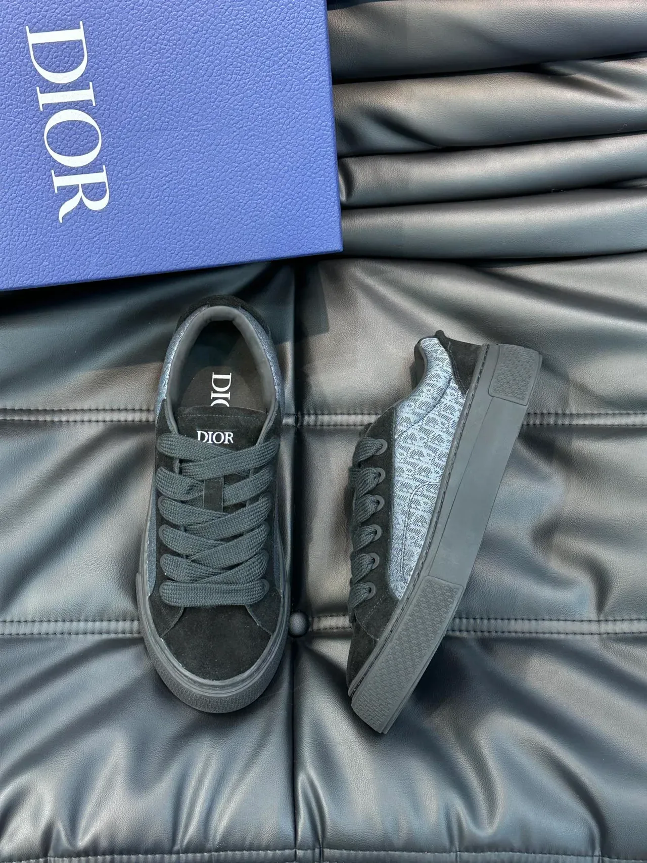Dior سنیکرز Lifestyle أسود رمادي لوتوب سويدي وجاكار 5