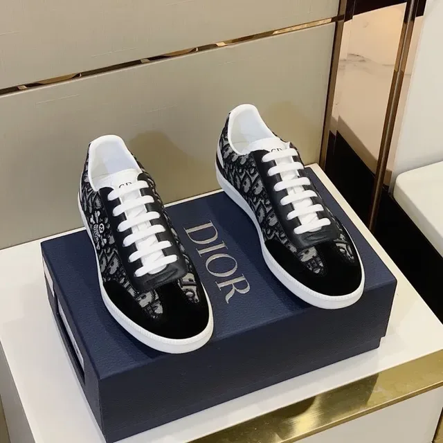 Dior Negro Blanco Oblique Monogram Canvas Skull-and-Crossbones Embroidery Lifestyle Sneakers 2