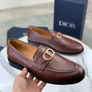 ديور بني ذهبي جلد ناعم D-Buckle مكاسين