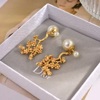Dior ফুলের শাখা মুক্তা ড্রপ ইয়ারিংস