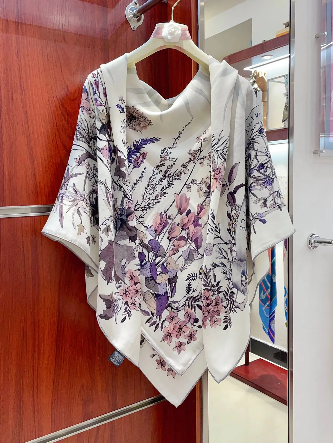 Dior Floral-Print Cream Silk Scarf 7
