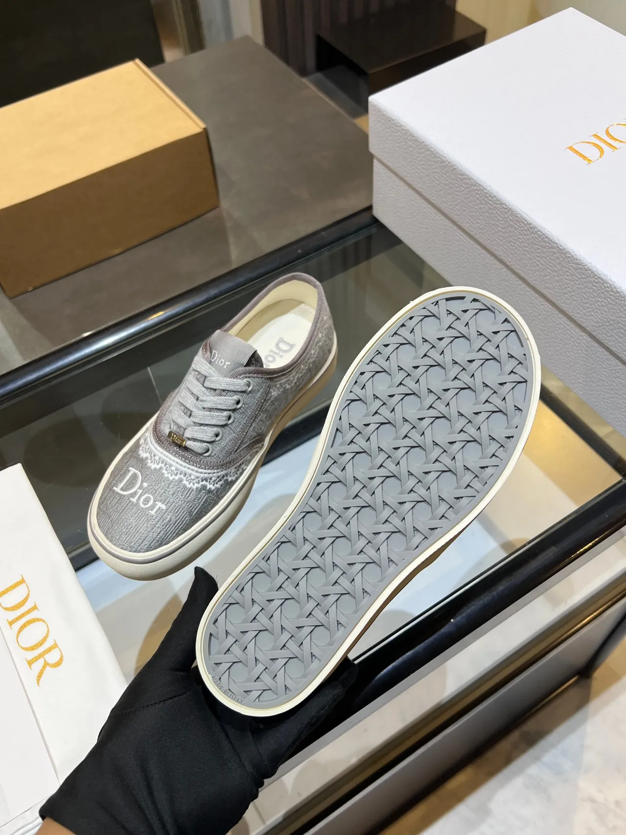 Dior Chaussures Lifestyle Gris Blanc Jacquard Monogram Détail Haut Dentelle 4