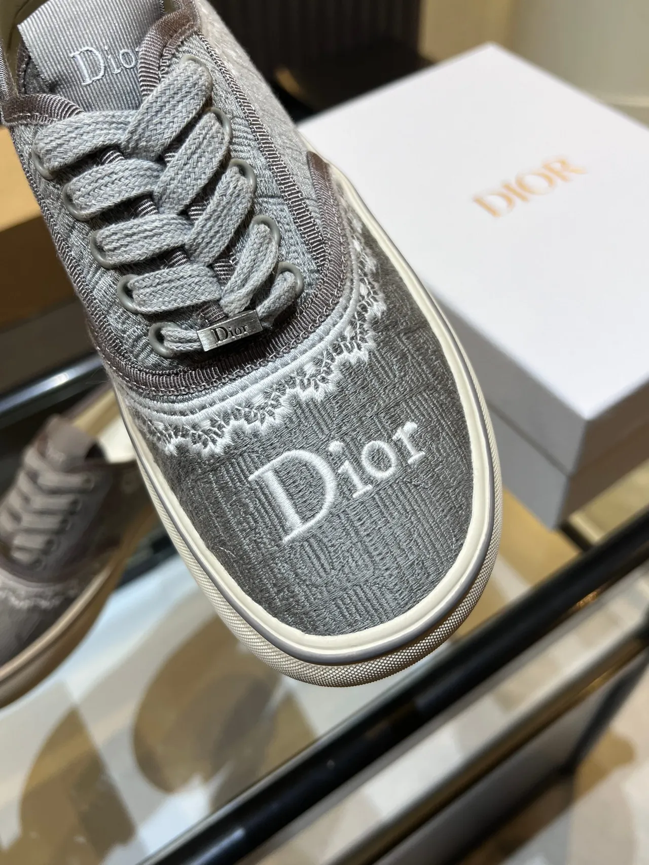 Dior Chaussures Lifestyle Gris Blanc Jacquard Monogram Détail Haut Dentelle 6
