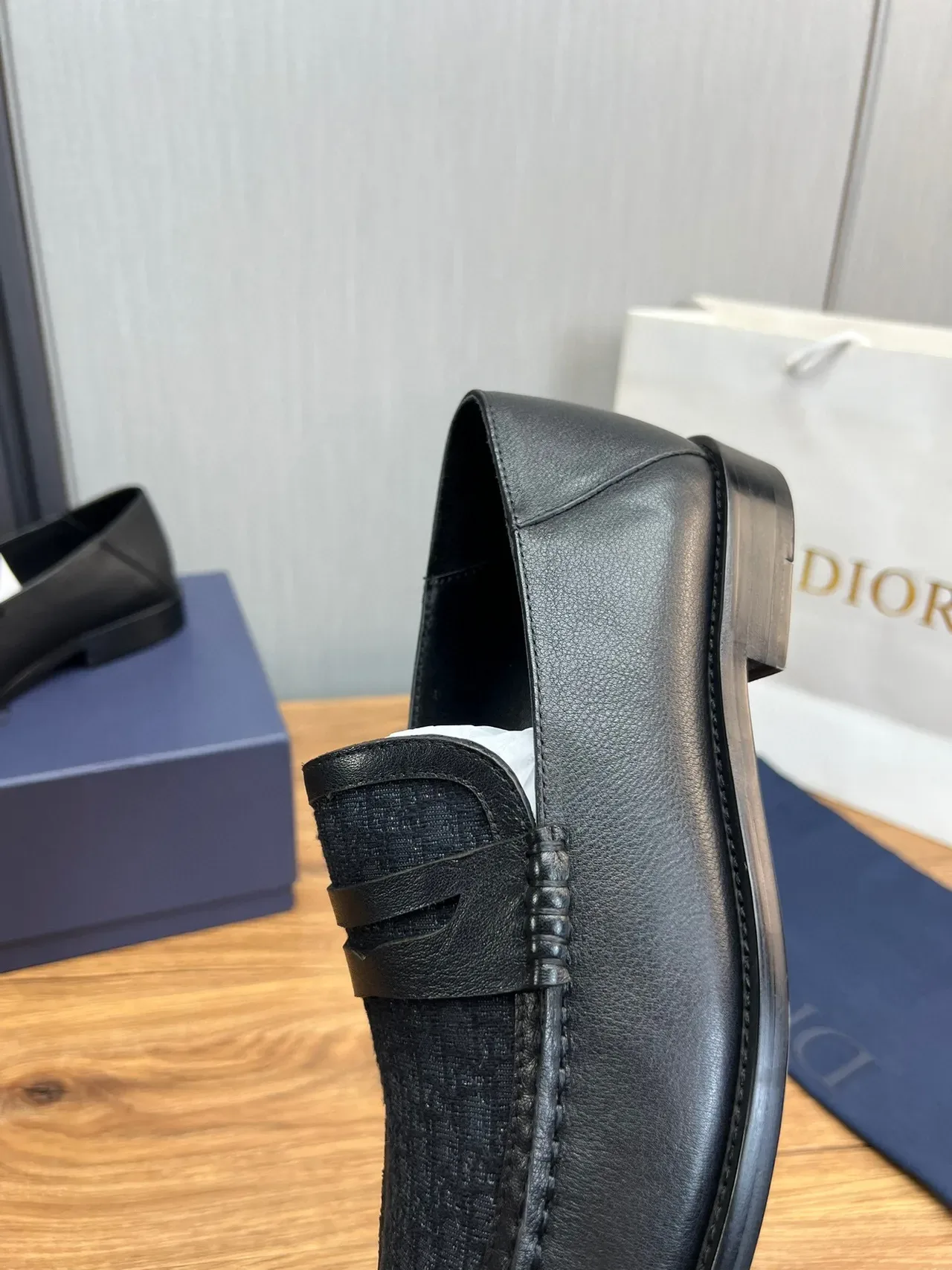 Dior Loafer Noir Texturé Monogramme Moc-Toe Penny Loafer 8