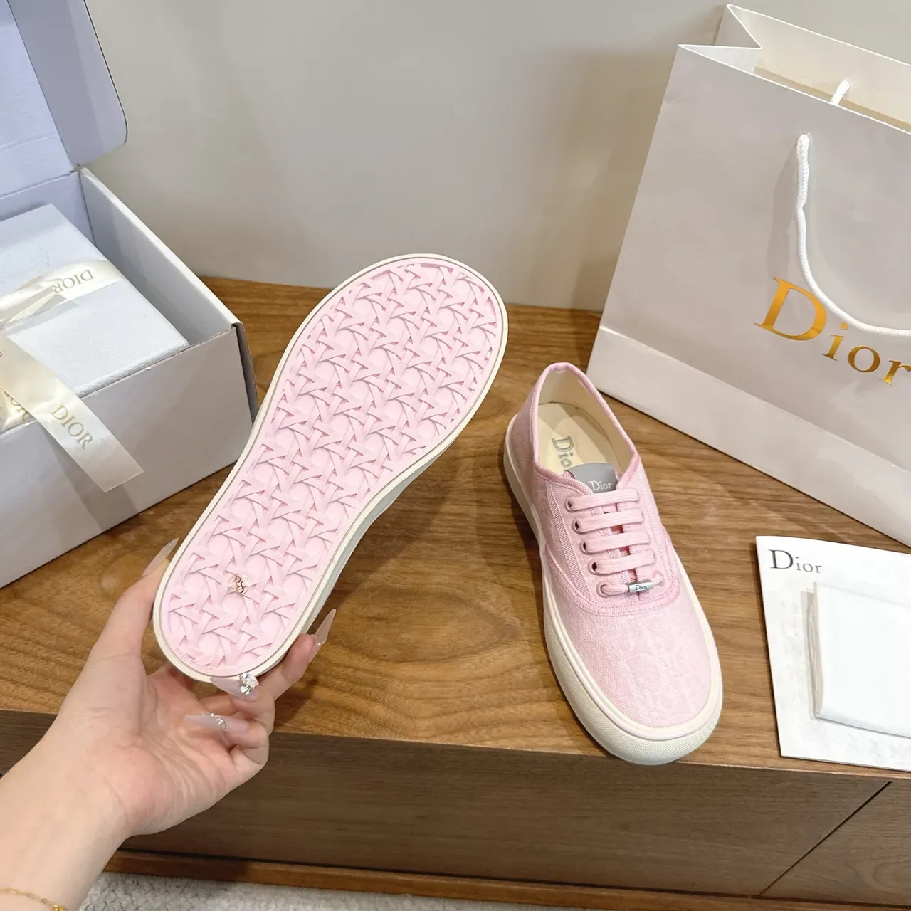 Dior 粉白 帆布低帮生活鞋 2