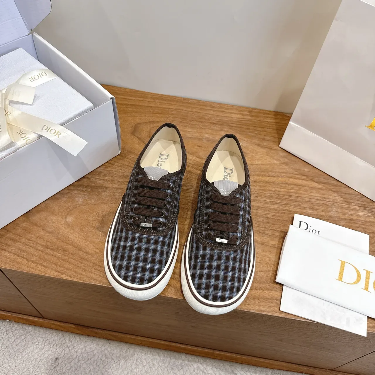 Dior Zapatillas Lifestyle de Lona Plaid de Punta Baja 5