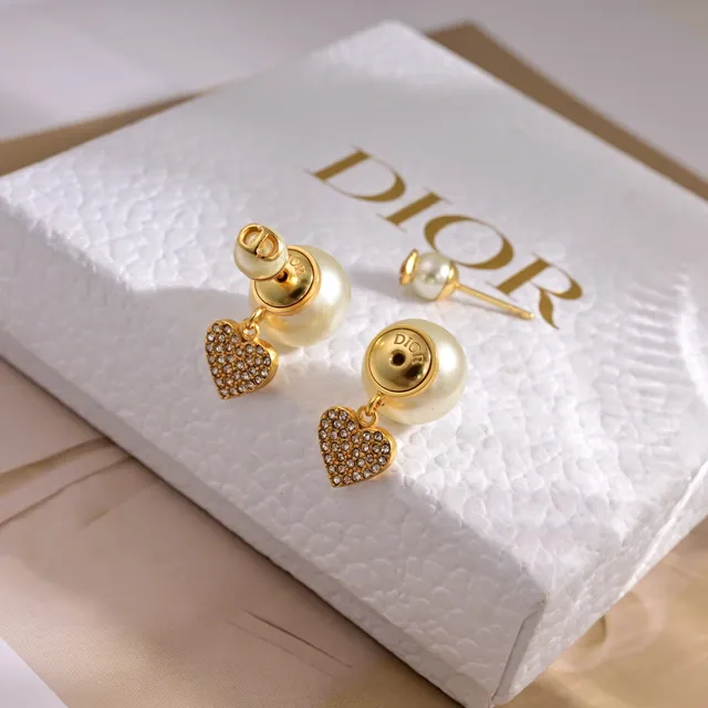 Dior Tribales Boucles d'oreilles en perles et cristal en forme de cœur doré 6
