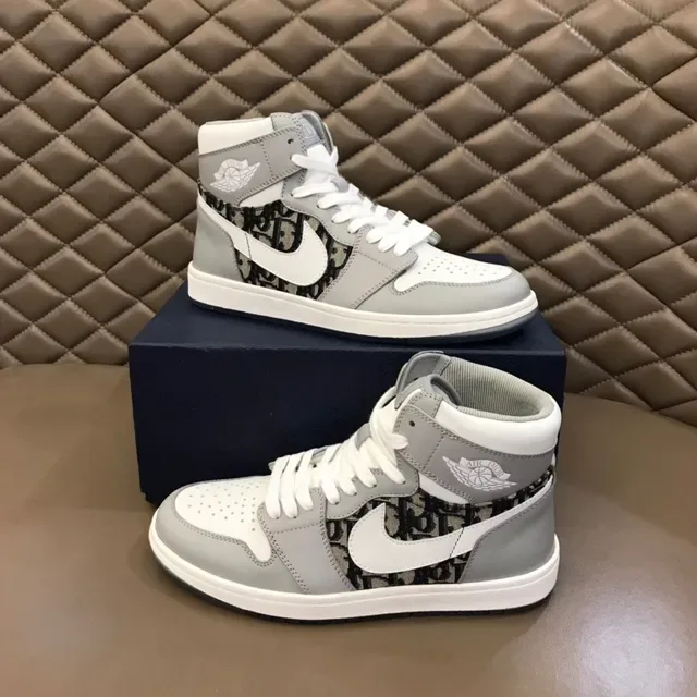 Dior x Air Jordan 1 High Gris Monogramme Oblique Sneakers Lifestyle 8