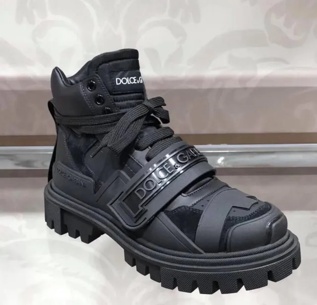 Dolce & Gabbana Bottes de travail noires multi-cordon semelle lug sole 4