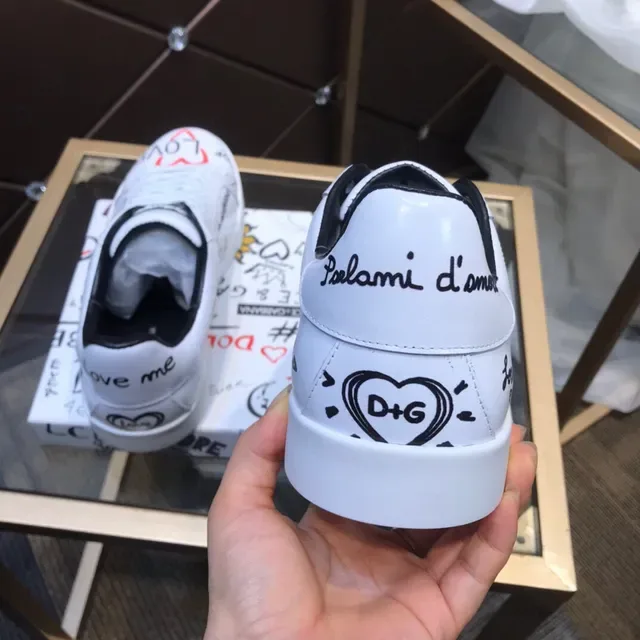 Dolce & Gabbana সাদা কালো হাতে আঁকা গ্রাফিটি গ্রাফিক্স চামড়ার উপরের অংশ লাইফ স্টাইল স্নিকার্স 6